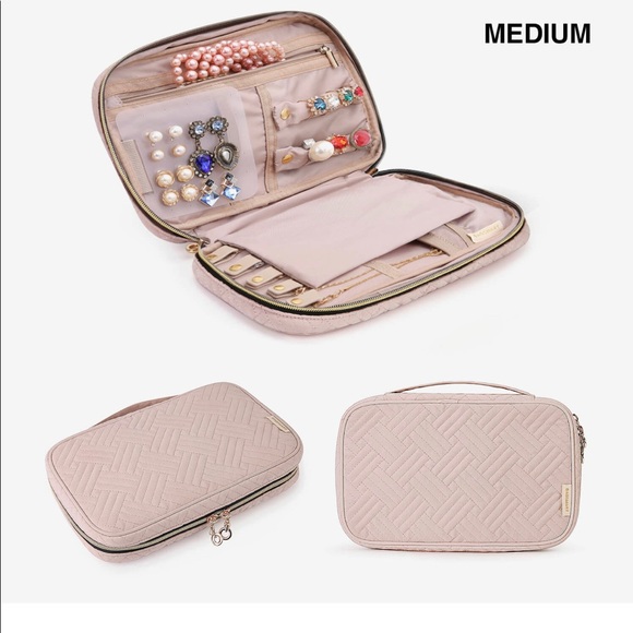 *NWOT* BAGSMART Jewelry Travel Organizer (medium, pink) - Picture 7 of 9
